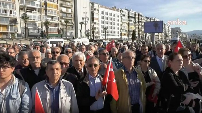 Emekli astsubaylardan İzmir'de eylem