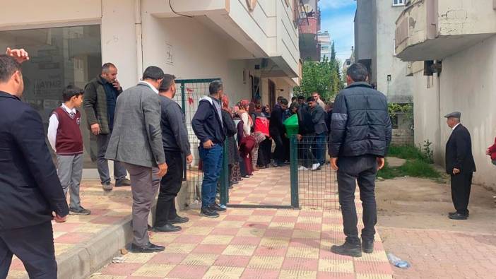 Depremde eşini ve iki çocuğunu kaybetmişti: Önce çocuğuna sonra kendi kafasına sıktı!