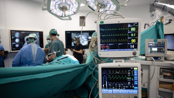 "Metaverse" evreninde beyin ameliyatı