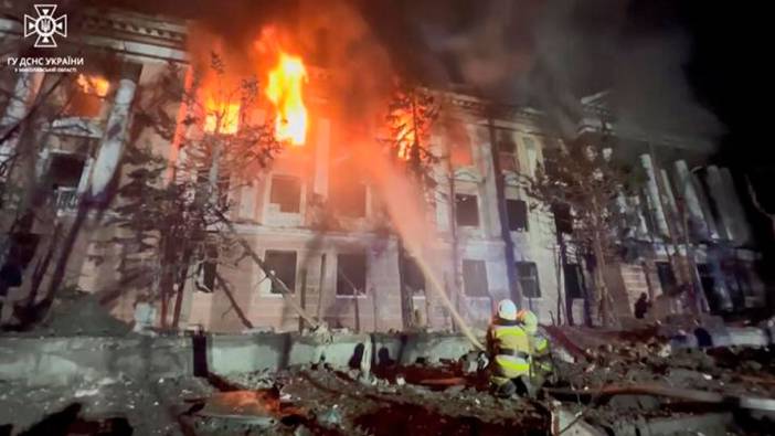 Rusya Mıkolayiv'i vurdu: 1 ölü 23 yaralı