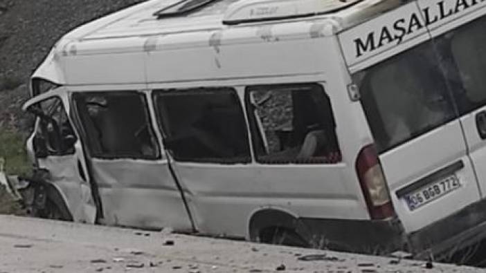 İşçi servisi kaza yaptı 2 ölü 17 yaralı