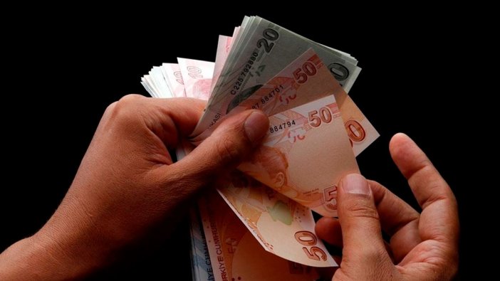 Emekli maaşını taşımak isteyenler dikkat: Rekor ödeme hesaplara yatacak!