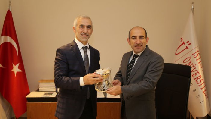 ‘Gençlerin Yanındayız’