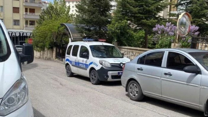 Genç kadın evinde ölü bulundu