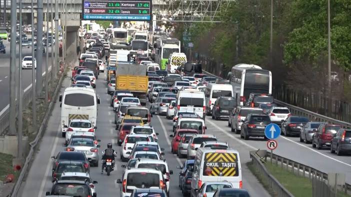 D-100'de kaza trafiği