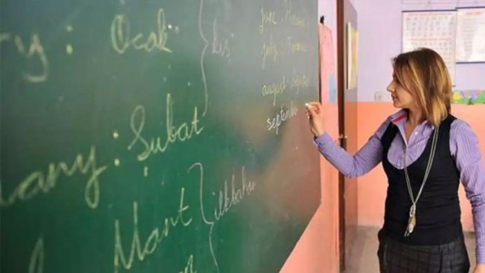 Tüm öğretmenleri ilgilendiriyor: Ek ders ücreti ile ilgili yeni yazı