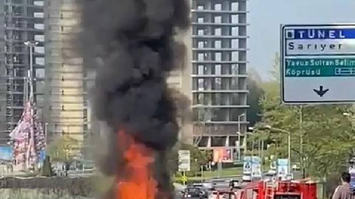 Seyir halindeki otomobil alev alev yandı