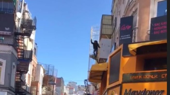 İşyeri tentesi hayatını kurtardı