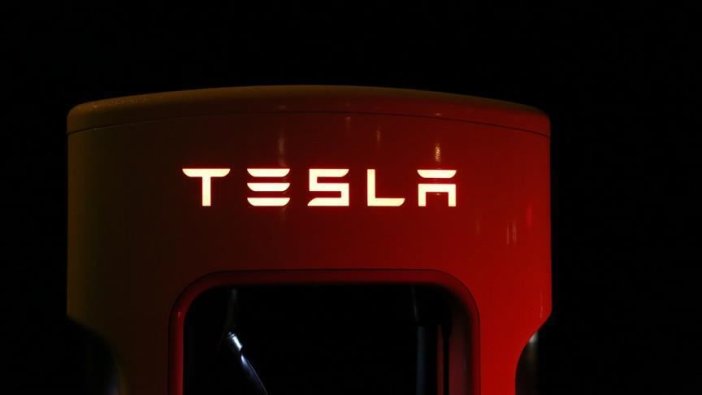 Tesla, ABD, Çin, Kanada ve Japonya'da fiyatlarını yükseltti