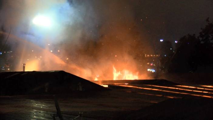 Kartal'daki mobilya atölyesinde yangın!