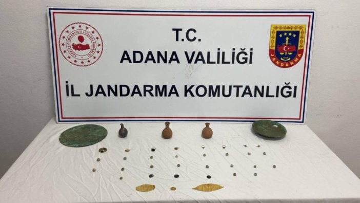 Durdurulan araçta 38 tarihi eser ele geçirildi