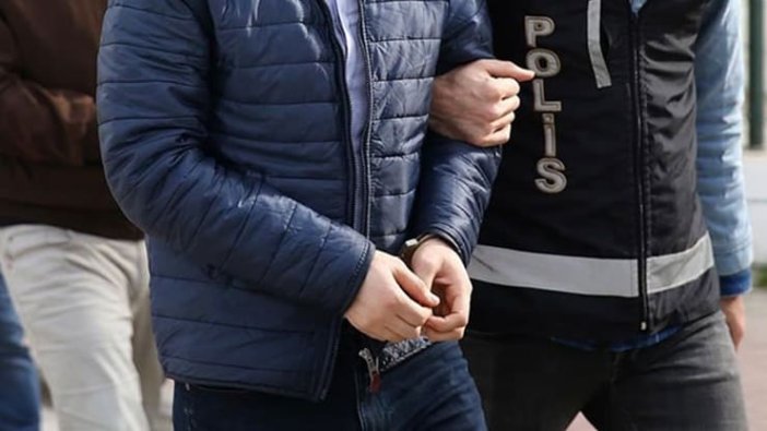 Müşteri, müşterinin telefonunu çaldı