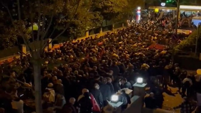 Büyük İstanbul Mitingi sonrasında Marmaray seferleri durduruldu