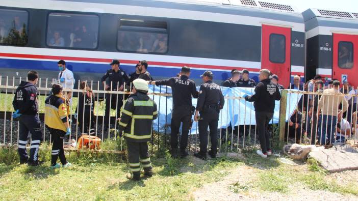 Trenin çarptığı yaşlı adam hayatını kaybetti