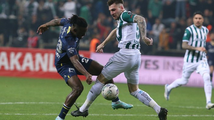 Zirve yarışında Fenerbahçe'den puan kaybı!