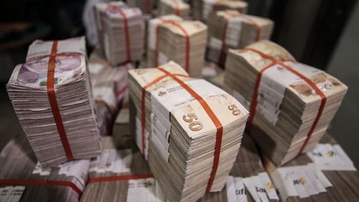 Hazine 6,4 milyar lira borçlandı