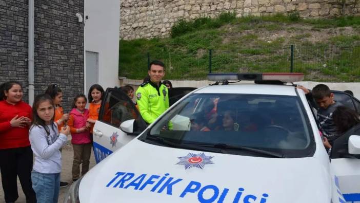Öğrencilere trafik güvenliği eğitimi verildi