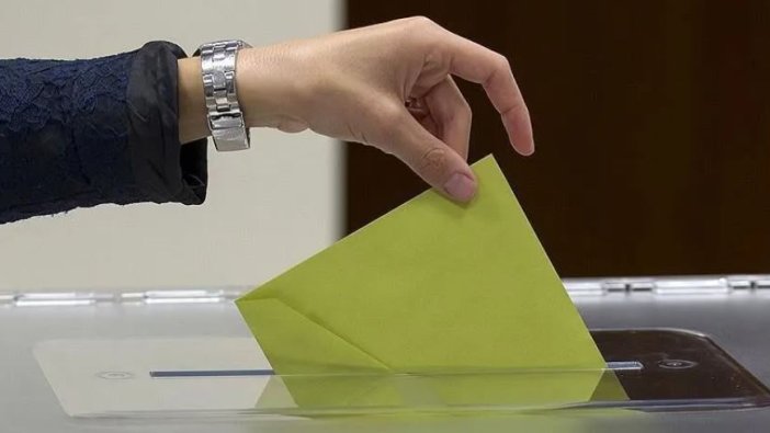 Yurt dışı ve gümrüklerde kullanılan oy sayısı 1 milyon 785 bini aştı