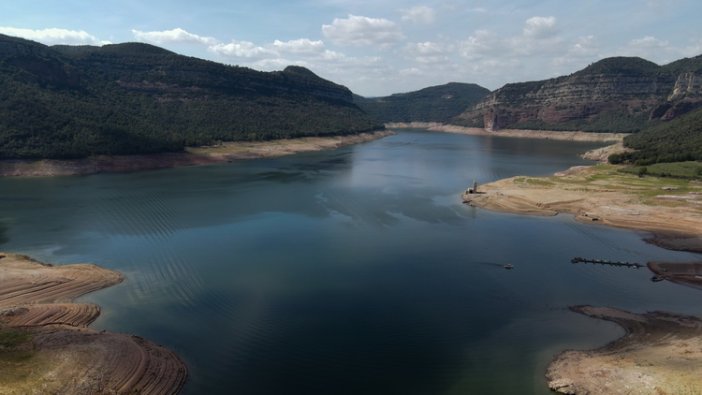 İspanya'da kaçak su kullanan 26 kişi gözaltına alındı