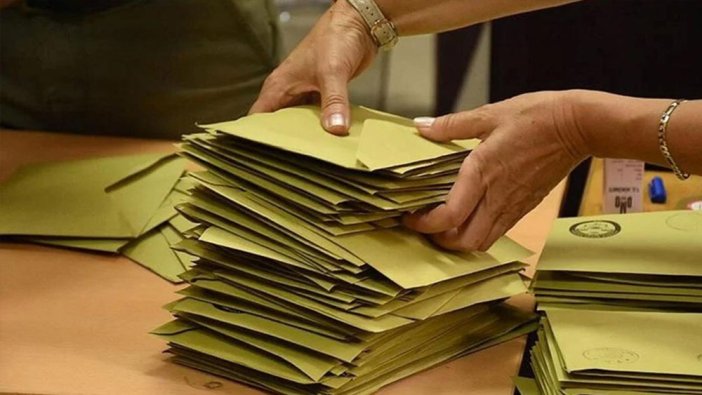 KKTC'de oy verme işlemi sona erdi