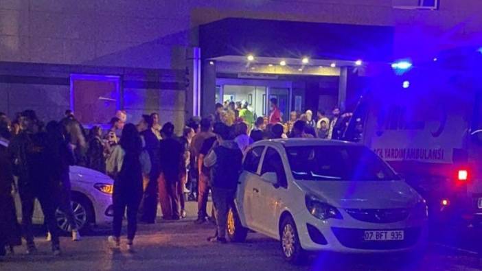 Kibariye sahneden düşüp hastanelik oldu