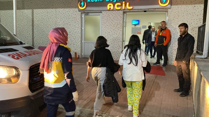 Öğrenciler zehirlenme şüphesi ile hastaneye kaldırıldı