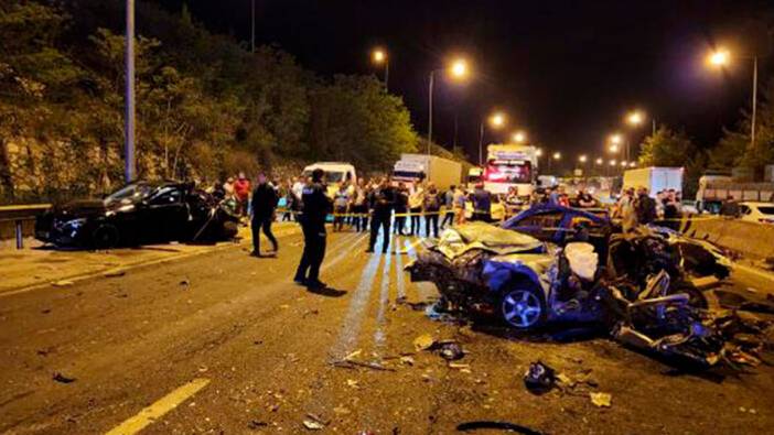 Facia gibi zincirleme kaza: 7 ölü 7 yaralı