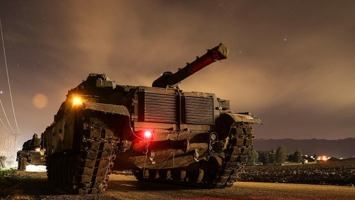 Tankları gören PYD'liler kaçış yolu aramış