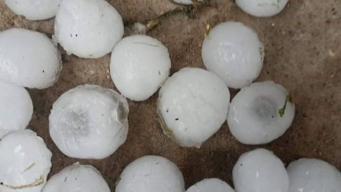 Malatya’da ceviz büyüklüğünde dolu yağdı