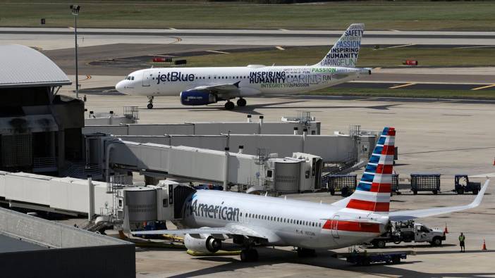American Airlines ve JetBlue ortaklığına 'rekabete aykırılık' engeli