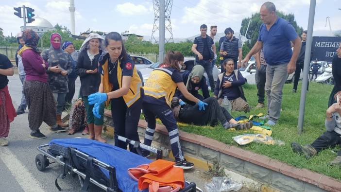 Tarım işçilerine taşıyan minibüs ile kamyonet çarpıştı: 9 yaralı