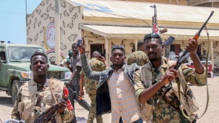 ABD Dışişleri Bakanı Blinken'dan Sudanlı generallere ateşkes uyarısı