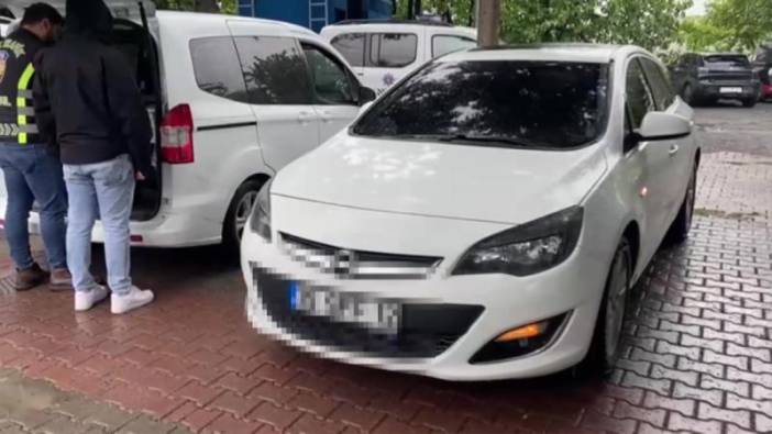 Trafik polisi makas atan sürücüye acımadı