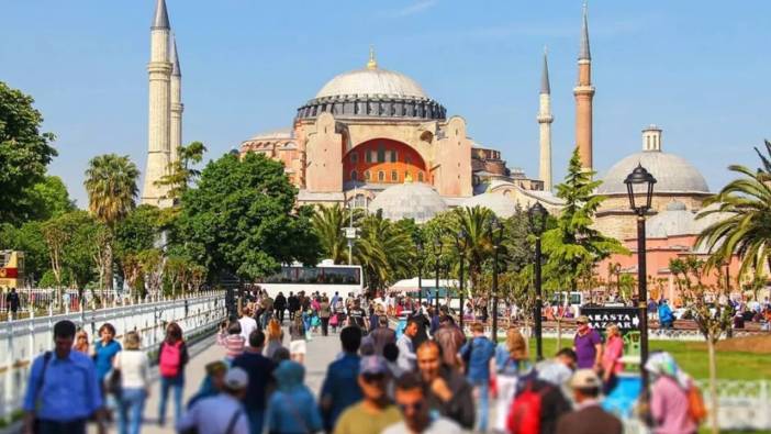 Rusya'dan Türkiye'ye gelen ziyaretçi sayısında rekor artış