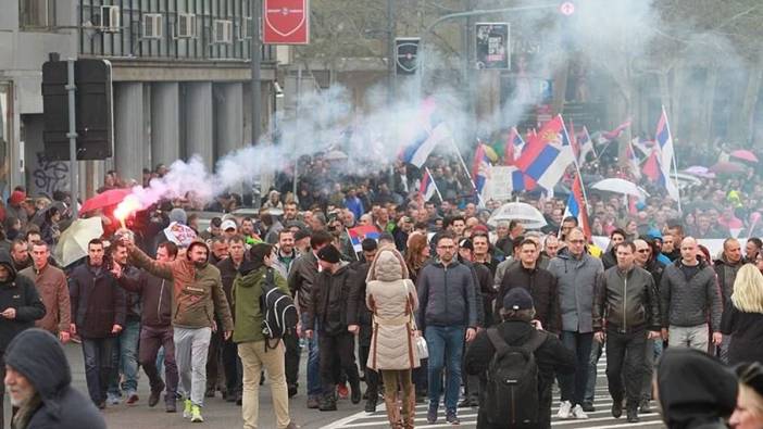 Sırbistan'da dördüncü kez hükümet karşıtı protesto