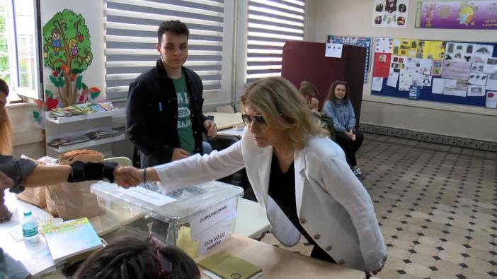 Eski Başbakan Tansu Çiller oyunu kullandı