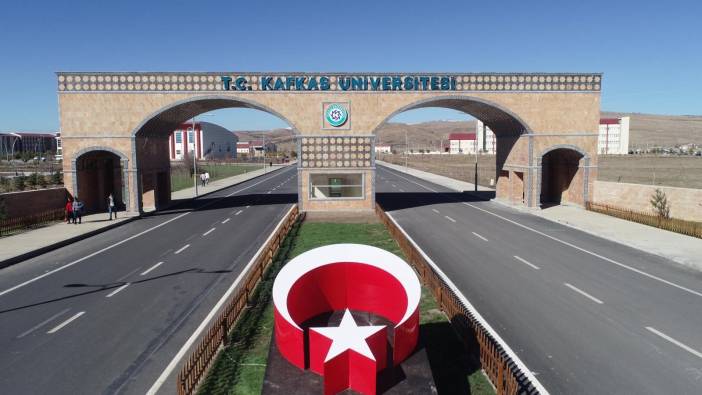 Kafkas Üniversitesi işçi alacak