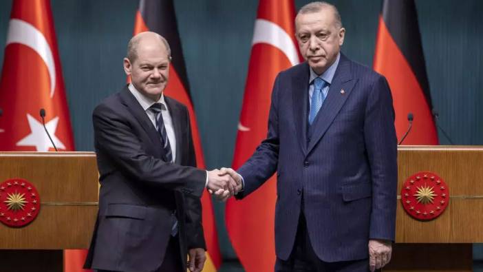 Almanya Başbakanı'ndan Erdoğan'a davet