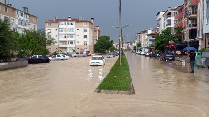 Edirne ve Çorlu'da kuvvetli yağmur