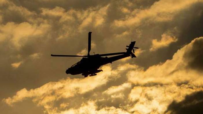 Askeri helikopter denize düştü: 4 asker öldü