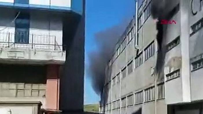 Başakşehir'de organize sanayi bölgesinde yangın