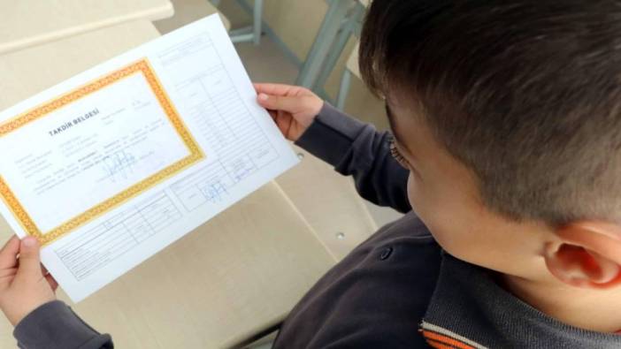 Okullar kapanıyor: 19 milyon öğrenci karne alacak