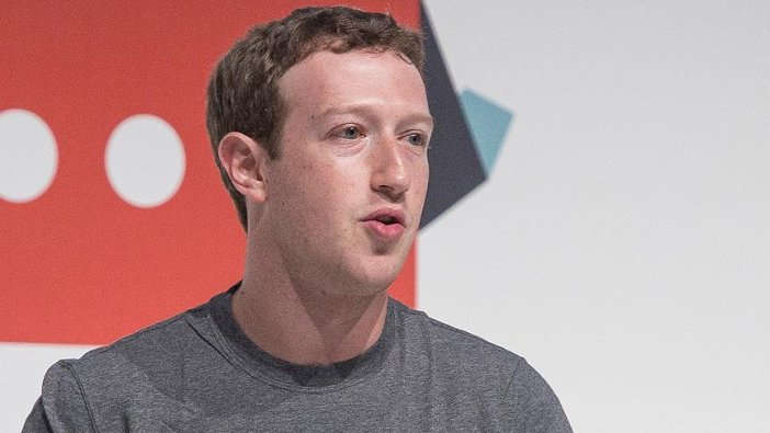 Zuckerberg, İngiltere'de ifadeye çağrıldı