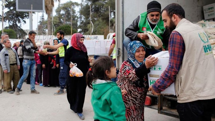 İHH'dan Afrin'e insani yardım