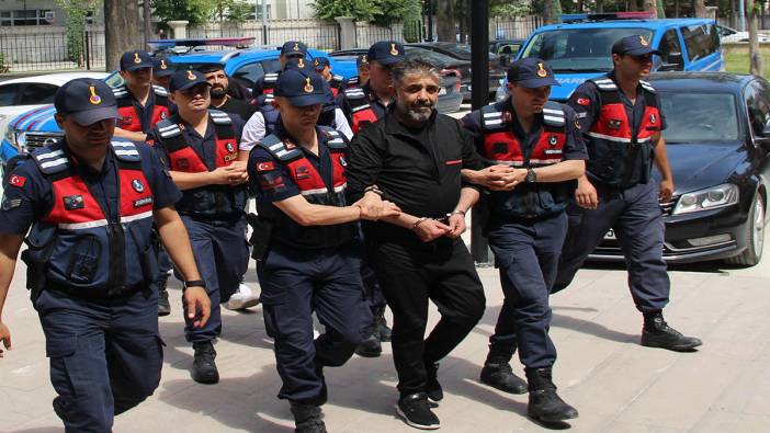 Uyuşturucu operasyonunda yakalandı pişkince güldü