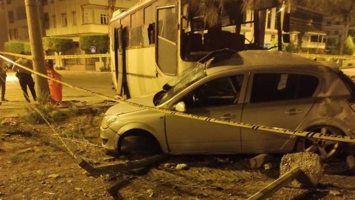 Hatay'da işçi servisi ile otomobil çarpıştı: 1 ölü, 25 yaralı