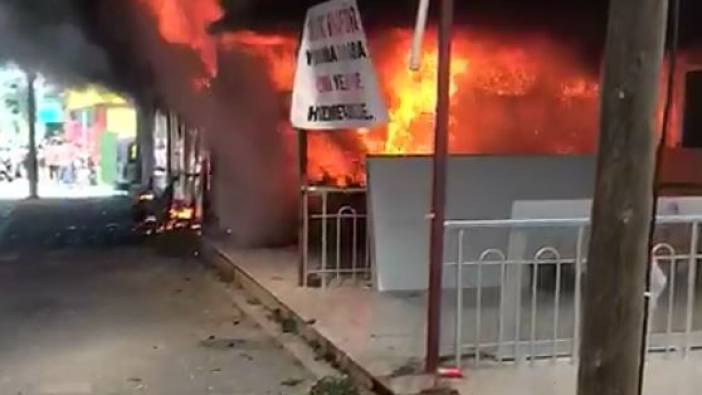 Fethiye’de oyuncak dükkanı küle döndü