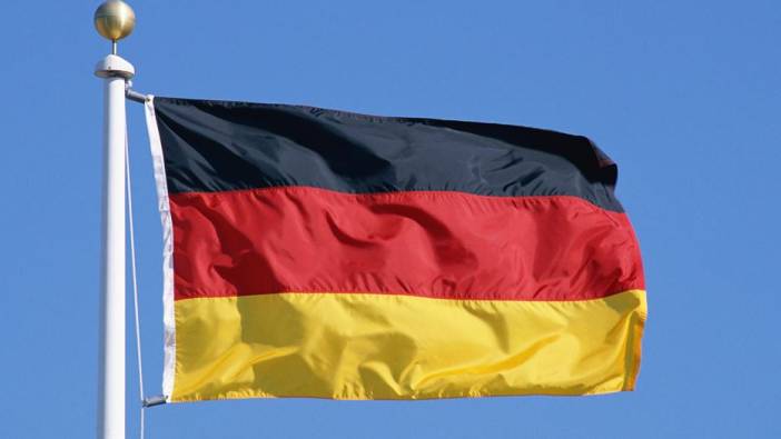 Almanya'da yapılan anket endişelendirdi: Aşırı sağ iktidara mı yürüyor?