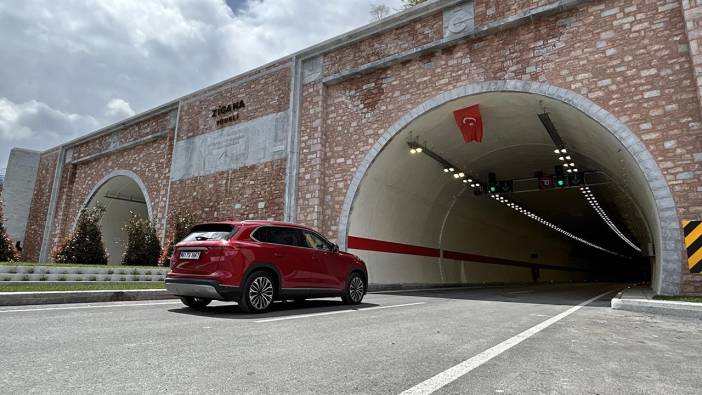 Zigana Tüneli'nden 1,5 ayda geçen araç sayısı açıklandı