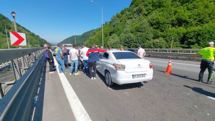 Adana Otoyolunda zincirleme kaza 18 araç birbirine girdi